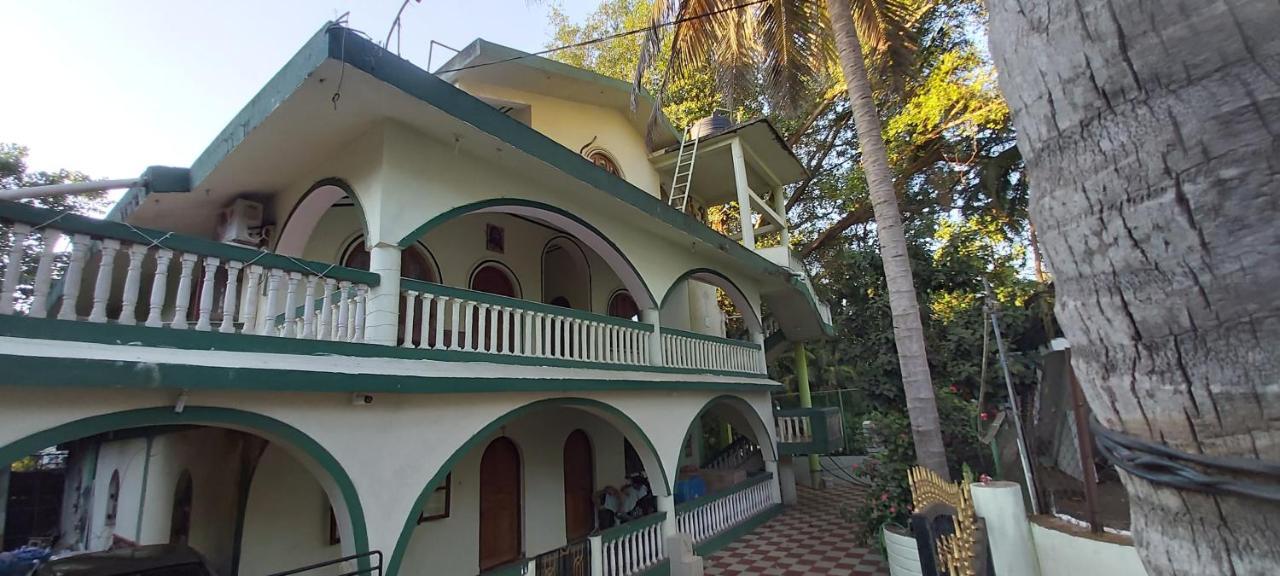 Joaquina'S Guest House Calangute Exterior photo